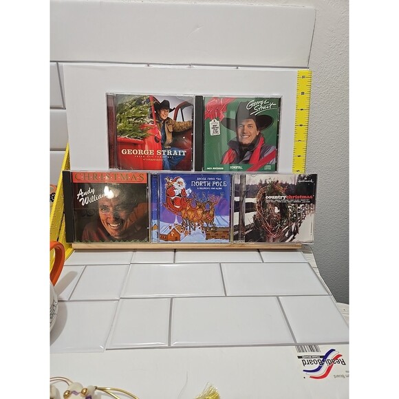 Christmas Music CD Lot Strait, Williams,Hallmark,Kids Sing Along. - Picture 2 of 13
